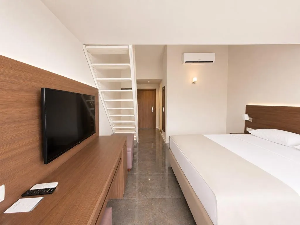 FAMILY ROOM DELUXE SEA VIEW Room, Altamare By Luna Collection, Izmir