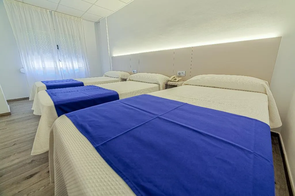 TRIPLE STANDARD Room, La Perla, Costa Almeria