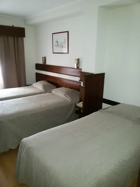 Room, Moinho de Vento, Porto