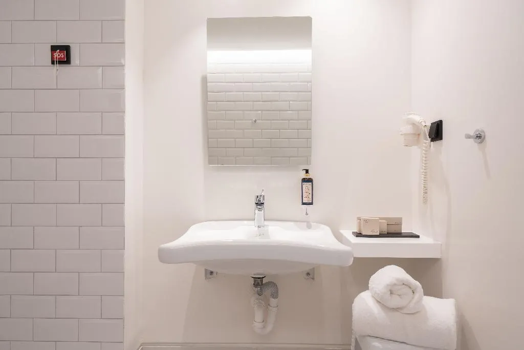 Double or Twin DELUXE Room, Vincci EverEden, Athens