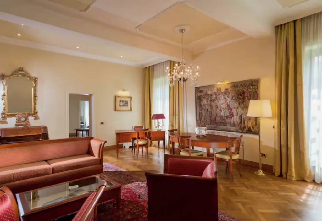 SUITE Presidential Room, Grand Hotel Villa Torretta, Curio by Hilton, Milan
