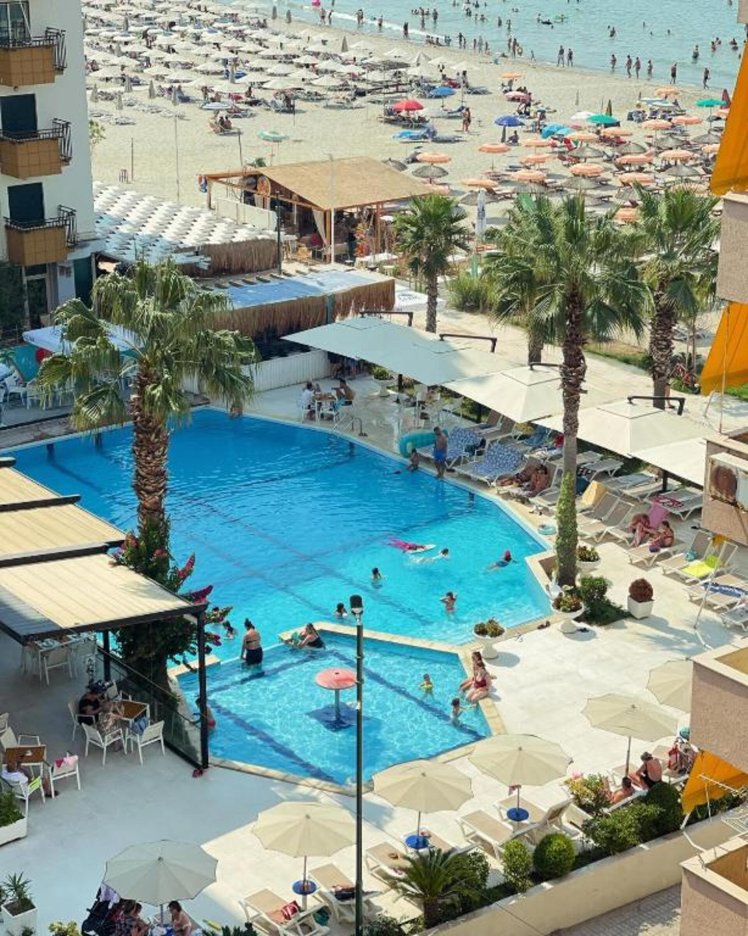 Blue Marine Beach Hotel, Durres
