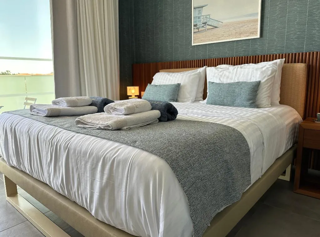 VILLA THREE BEDROOMS Room, Louis Chris Le Mare Gold, Cyprus