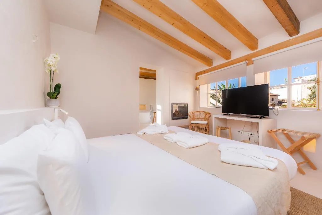 JUNIOR SUITE WITH TERRACE Room, Yartan Boutique Hotel, Majorca