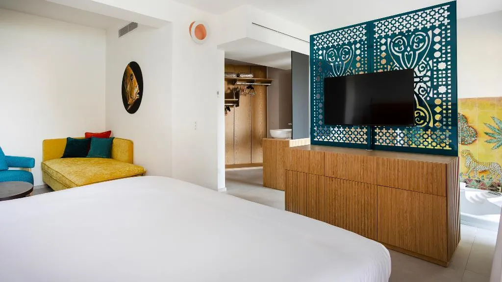 JUNIOR SUITE CAPACITY 3 Room, Le Calette Bay, Palermo