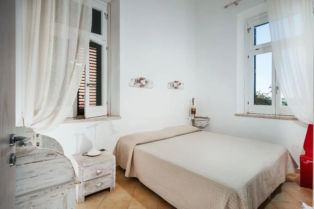 APARTMENT DELUXE Room, Nido del Pellegrino, Trapani