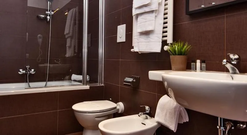 Room, LH Hotel Roma Montemario, Rome