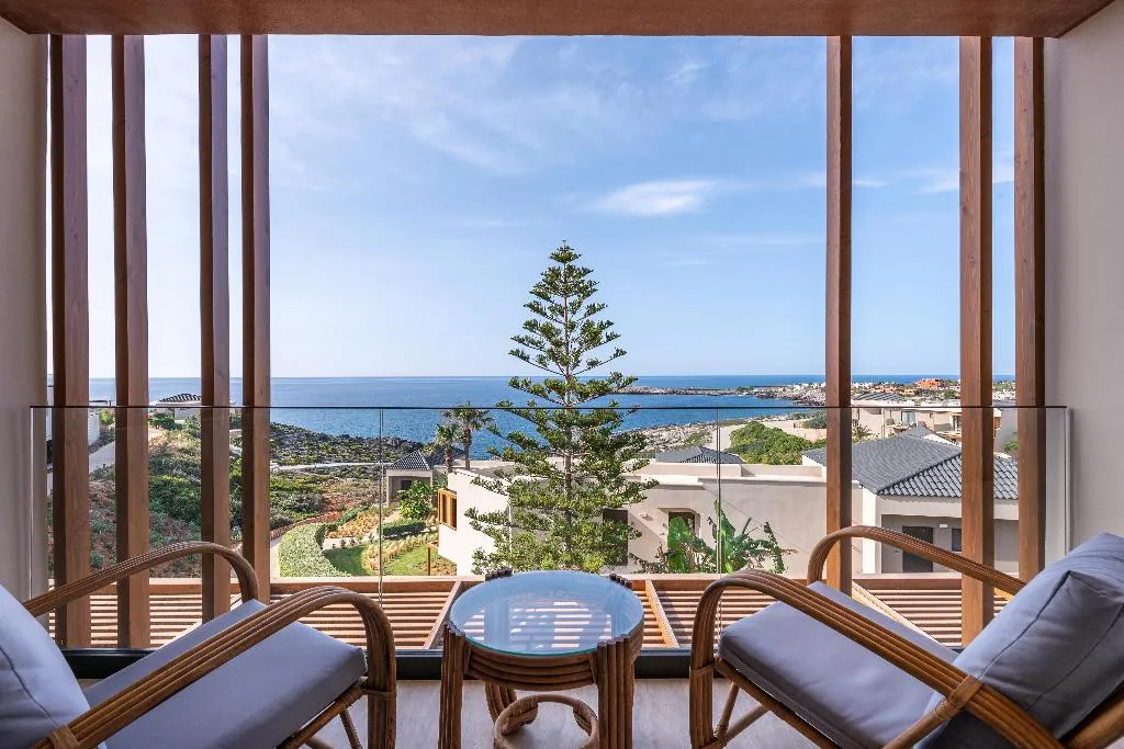 DOUBLE SEA VIEW Room, Aulus Chania Resort, Curio Collection by Hilton, Thessaloniki