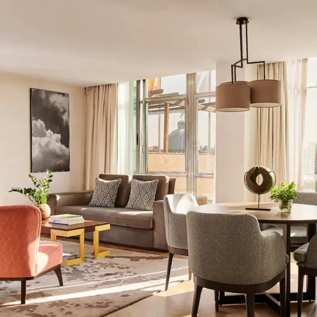 SUITE Presidential Room, Hyatt Regency Hesperia Madrid, Madrid