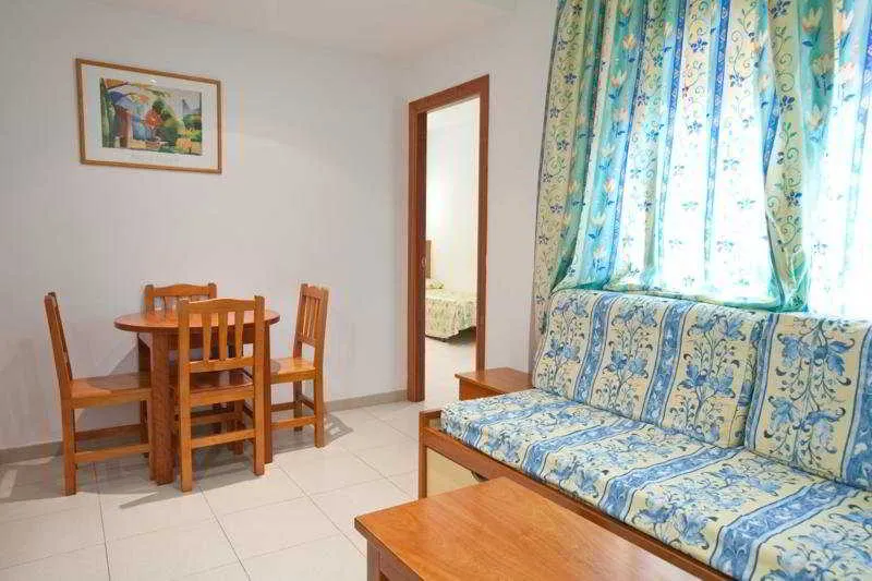 Room, Royal, Costa Brava