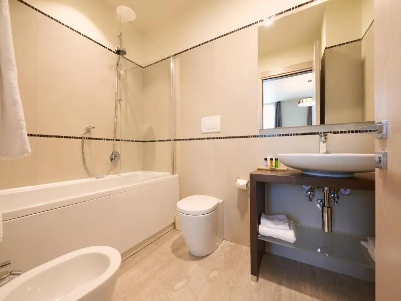 JUNIOR SUITE STANDARD Room, Forte16 Apartments View & Spa, Florence