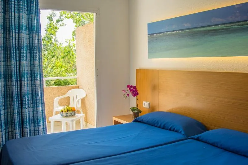 Room, Club Cala Romani, Majorca