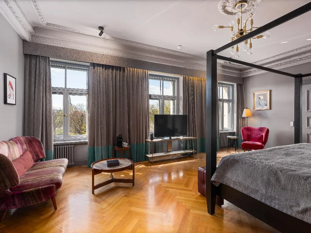 SUITE CAPACITY 2 Room, Grand Poet Hotel by Semarah, Riga