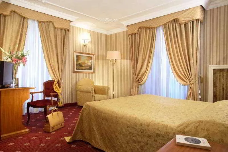 TRIPLE STANDARD Room, Pace Helvezia, Rome
