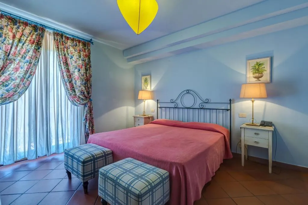 Double or Twin DELUXE TWO BEDS Room, Casa Delle Monache Boutique Resort, Catania