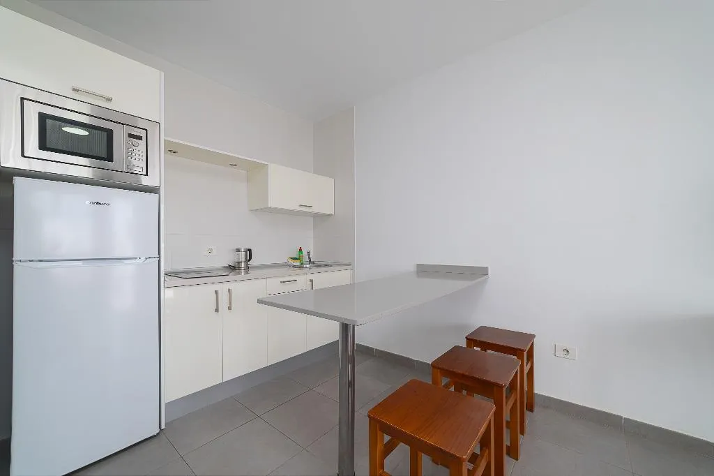 Room, Elena Apartamentos, Lanzarote