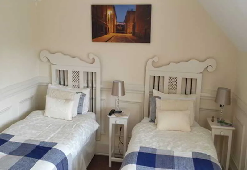 Room, San Juan, Dublin