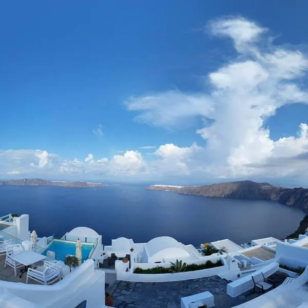 General view, Heliotopos, Santorini