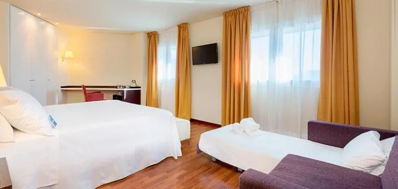 TRIPLE STANDARD Room, Port Valencia Feria, Valencia