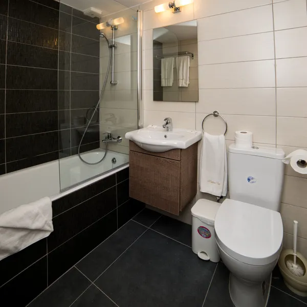 APARTMENT TWO BEDROOMS Room, Helios Bay Hotel Apts & Villas, Cyprus