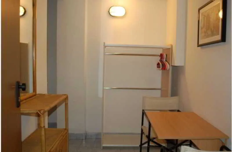 Room, Youth Firenze 2000, Florence