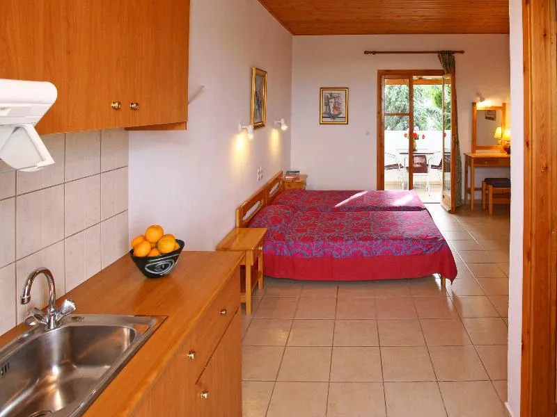 STUDIO CAPACITY 2 Room, Classic Apts, Crete