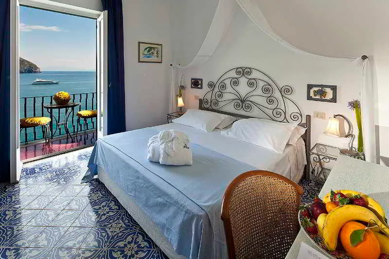 Room, Miramare Sea Resort and Spa, Naples