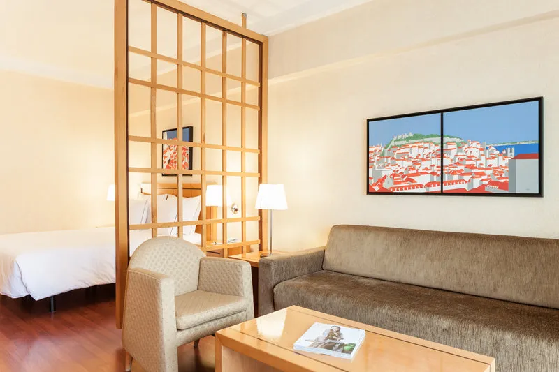FAMILY ROOM STANDARD Room, Roma, Lisbon