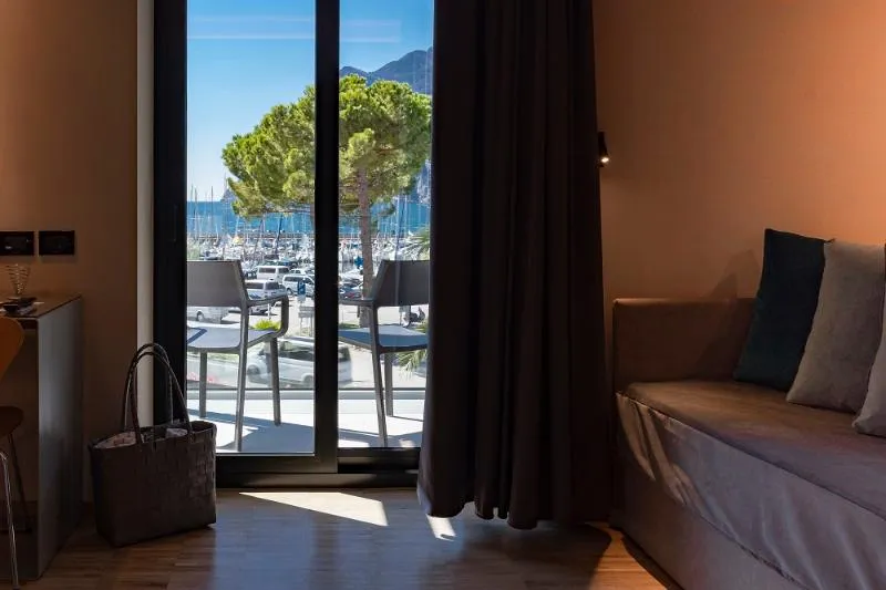 Room PREMIUM Room, Lake Front Hotel Mirage, Milan