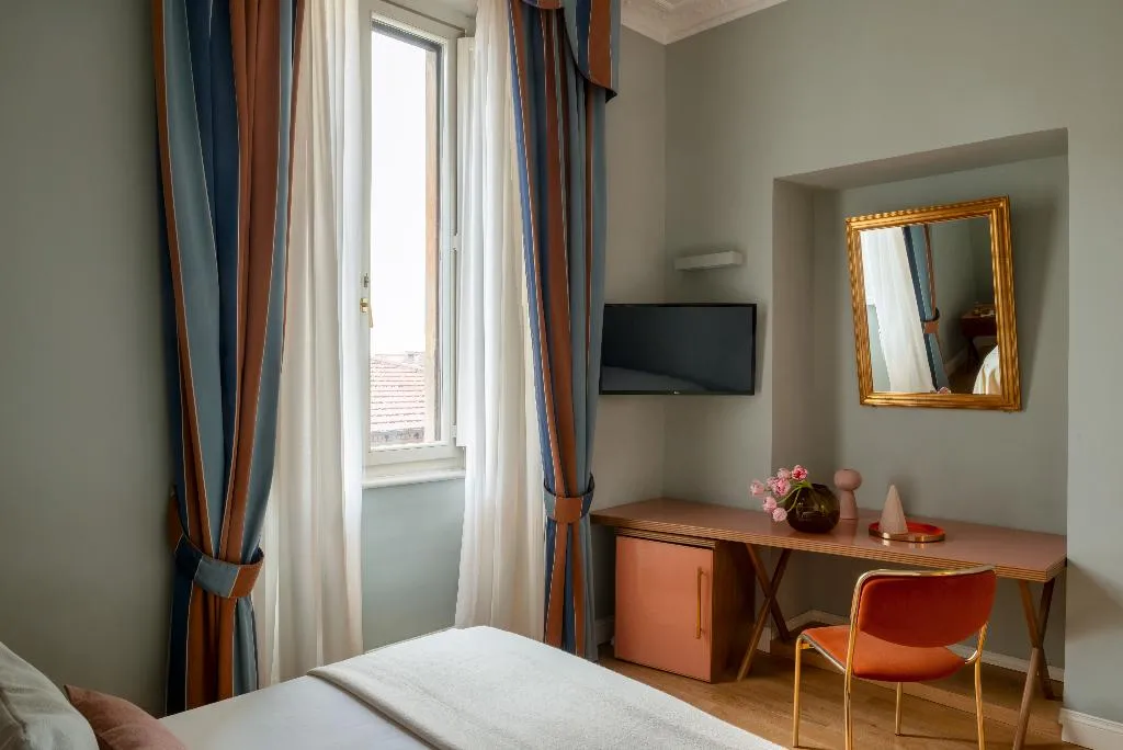 Double or Twin SUPERIOR Room, HC Palazzo dei Cardinali, Rome