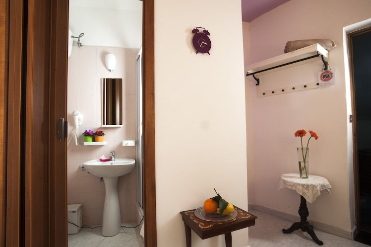 B&B Elena, Naples