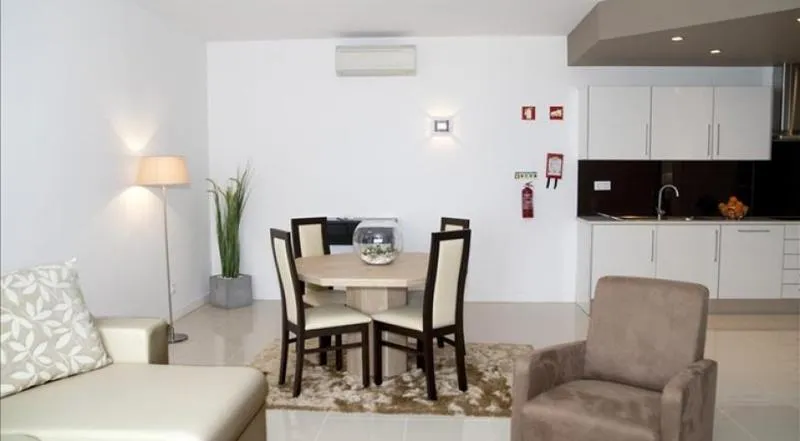 APARTMENT POOL VIEW ONE BEDROOM Room, Belmar Spa & Beach Resort, Algarve