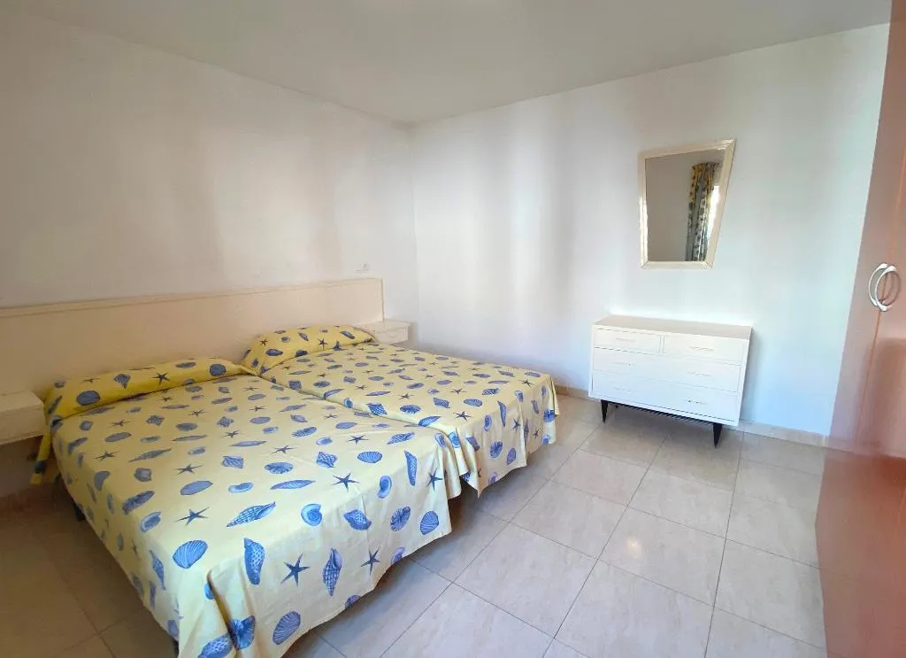 APARTMENT CAPACITY 4 Room, Corcega, Costa Dorada