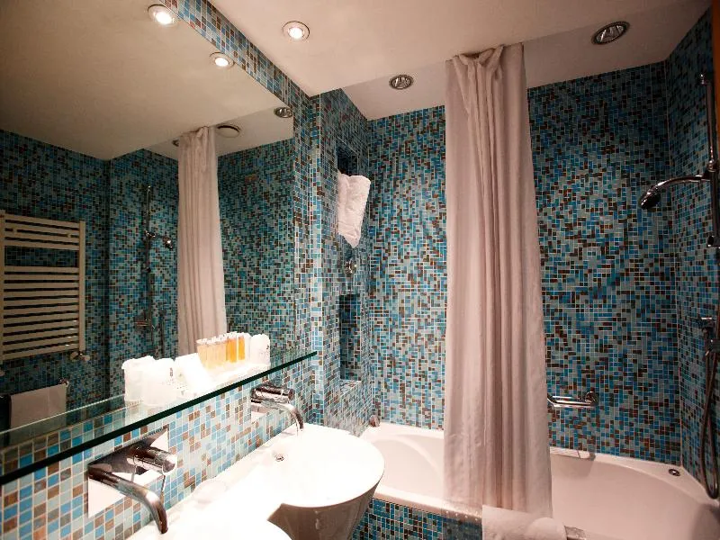 Room, Albani Roma, Rome