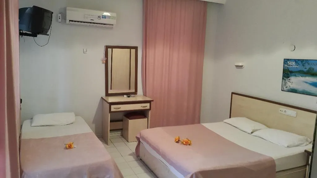 STUDIO CAPACITY 3 Room, Delphin Apart Hotel, Antalya