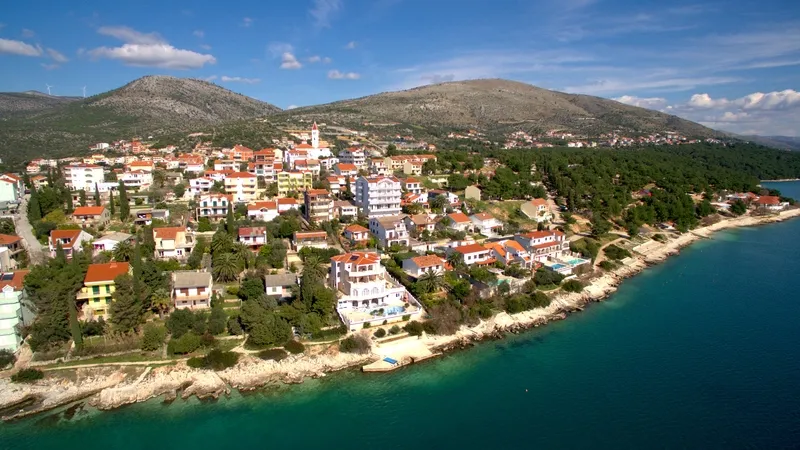 Beach, Viktorija, Split