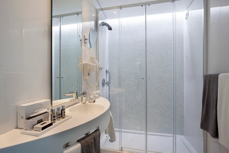 Double or Twin STANDARD Room, White Lisboa, Lisbon