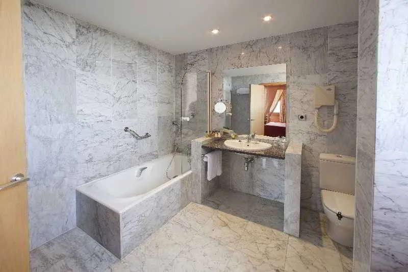 Room, Parador de Cardona, Barcelona
