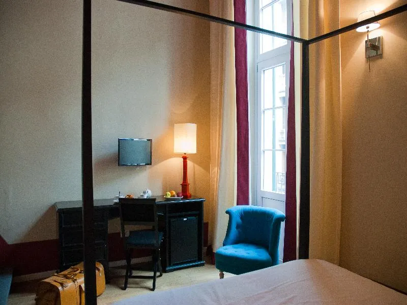 DOUBLE STANDARD Room, Black 5 Florence Suite, Florence