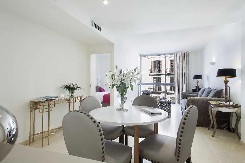 FAMILY ROOM STANDARD Room, Splendom Suites Pau Claris, Barcelona
