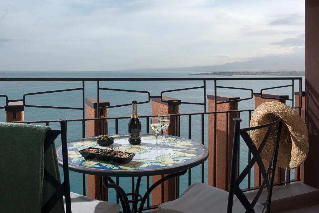 SUITE DELUXE Room, UNA HOTELS Capotaormina, Taormina
