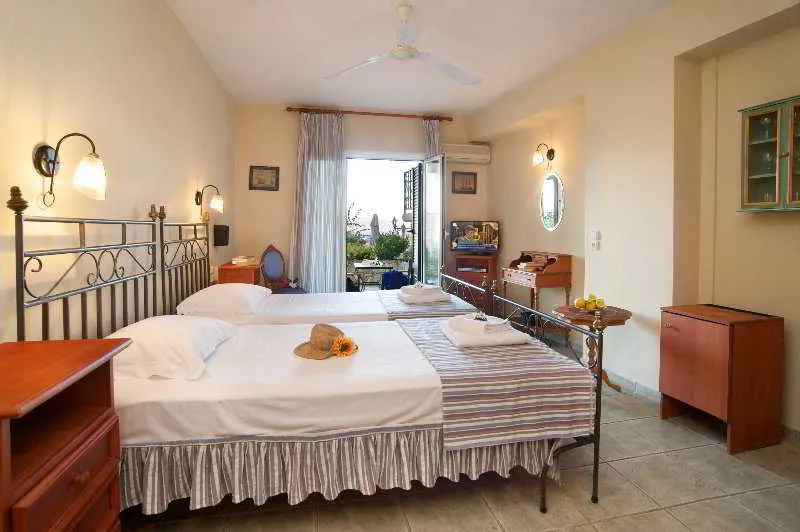 Room, Agnantia, Kefallinia