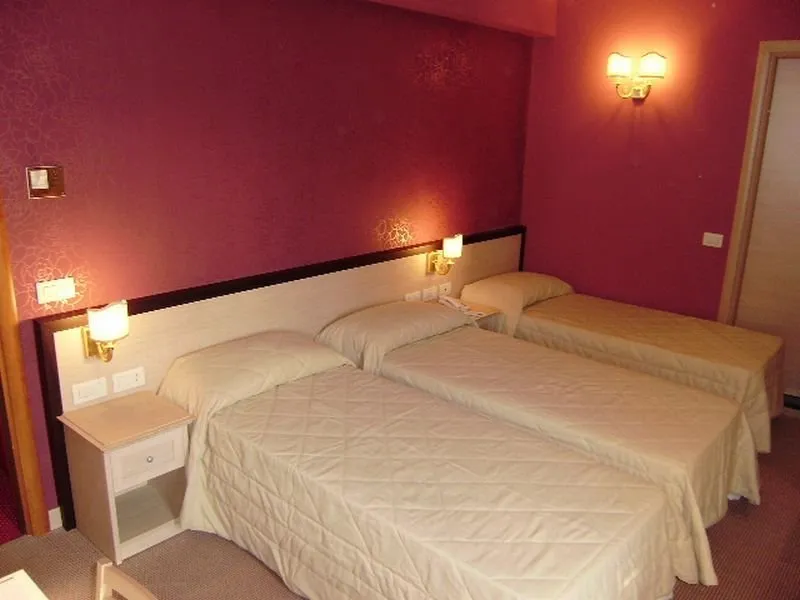 TRIPLE STANDARD Room, Galileo, Rome