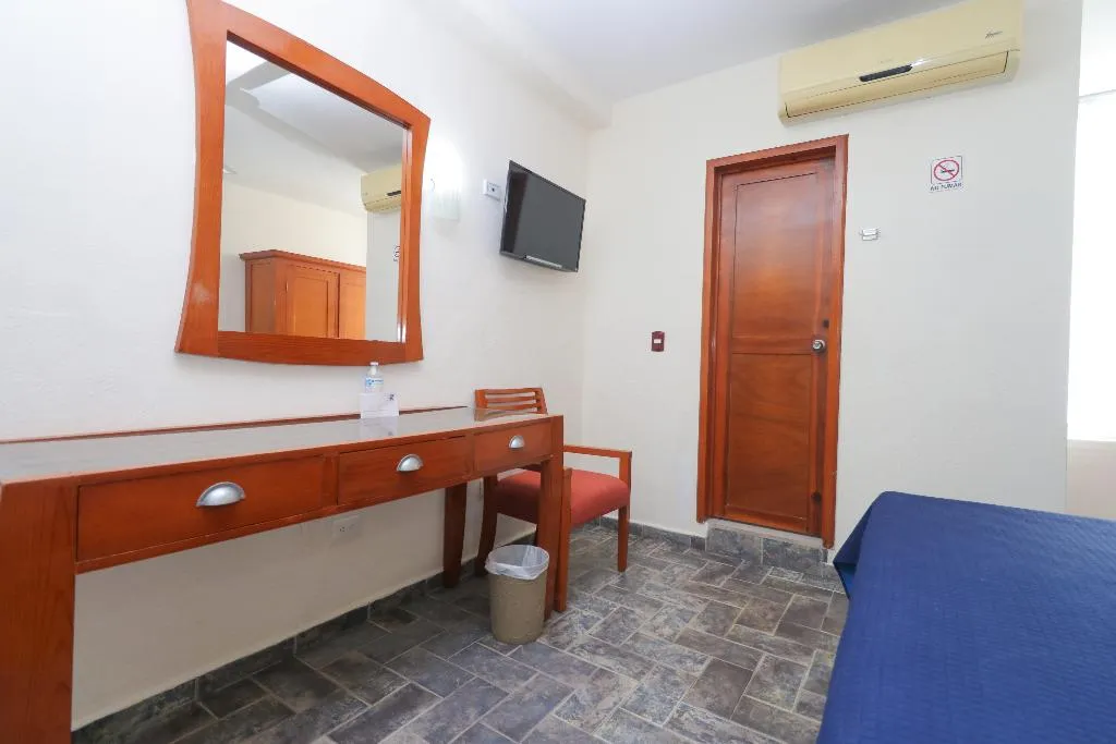 DOUBLE STANDARD Room, Soberanis, Cancun Area