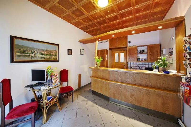 Lobby, Brezina, Prague