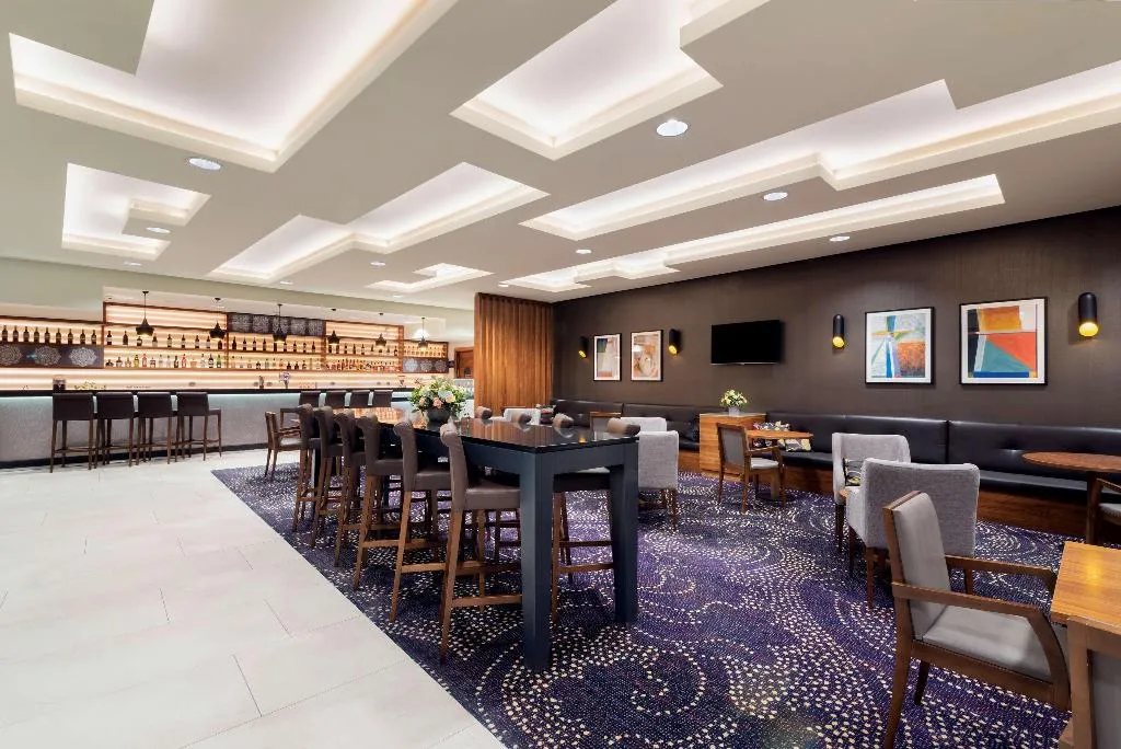 Bar, DoubleTree by Hilton Krakow Hotel & Convention Cen, Krakow