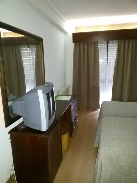 Room, Moinho de Vento, Porto