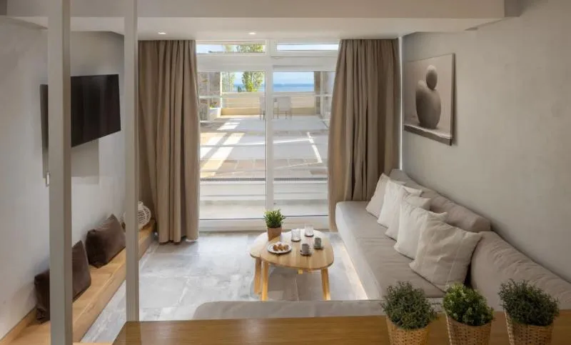 JUNIOR SUITE WITH PRIVATE POOL Room, Atrium Hotel Skiathos, Skiathos