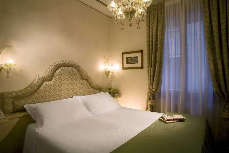Double or Twin SUPERIOR Room, Bonvecchiati, Venice