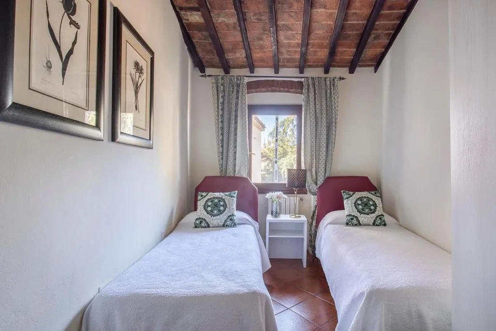 General view, Giuliani Home, Florence